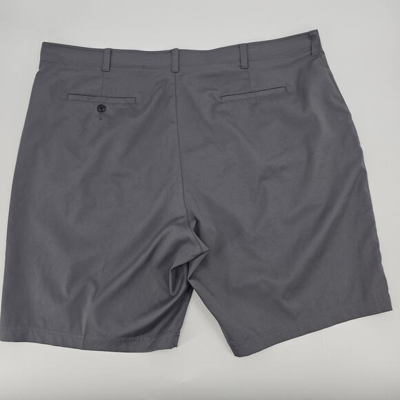 PGA Tour Gray Golf Shorts Flat Front Men's Size 46 Gorp Gorpcore 3503 - Picture 2 of 9